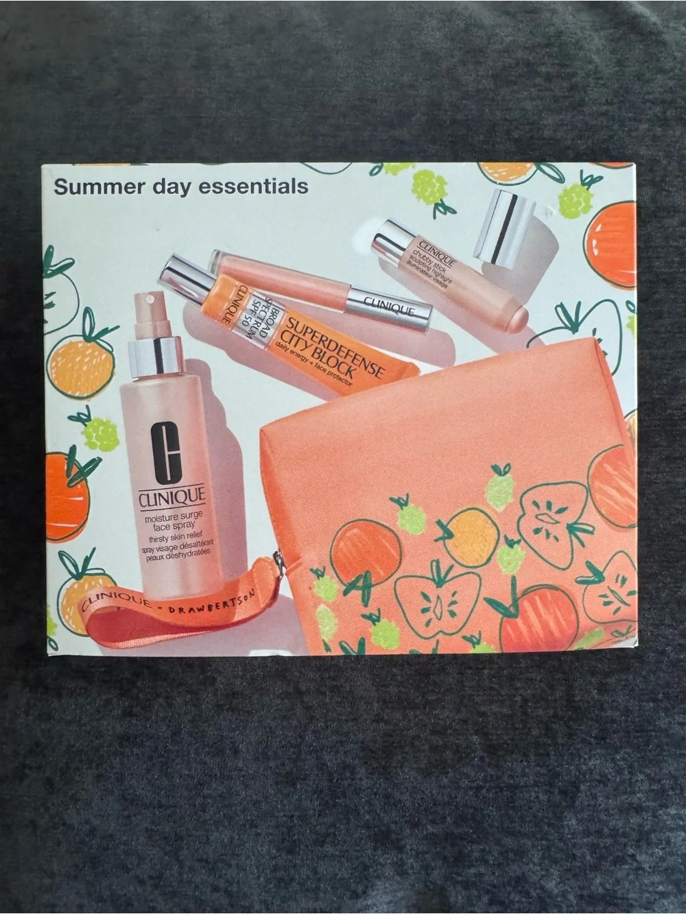 New In Sealed Box Clinique Summer Day Essentials Sunscreen Lip Gloss Face Spray